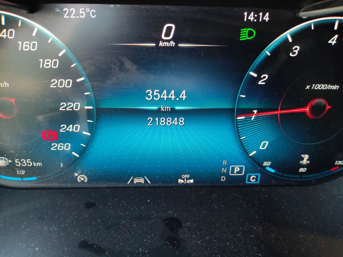 2020 Mercedes-Benz GLC Class 2.0T 258HP L4 9AT,autocango,china used car exporter,china ev exporter,chinese used car exporter,chinese used ev exporter