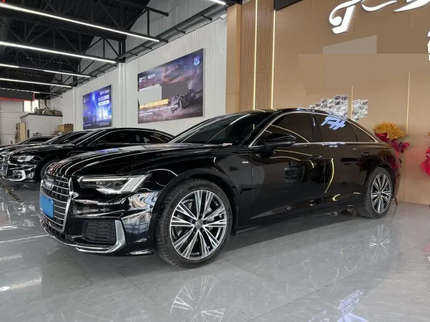 2021 Audi A6L 2.0T 224HP L4 7DCT,autocango,china used car exporter,china ev exporter,chinese used car exporter,chinese used ev exporter