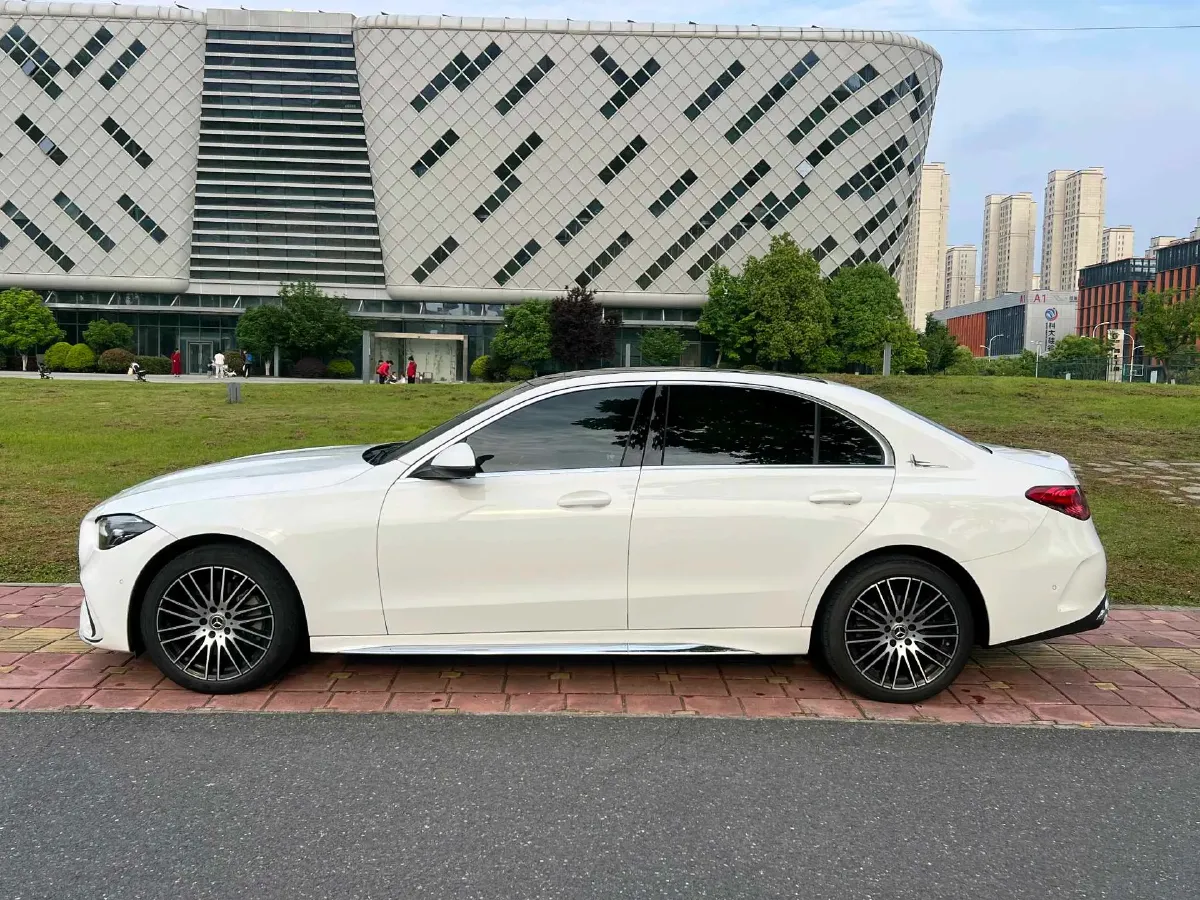 2023 Mercedes-Benz C Class 1.5T 204HP L4 9AT,autocango,china used car exporter,china ev exporter,chinese used car exporter,chinese used ev exporter