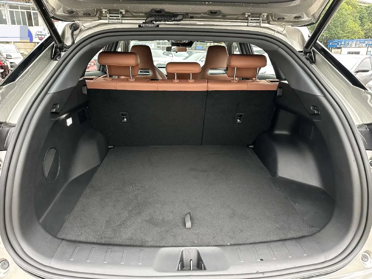 2025 ChangAn UNI-Z 1.5T 188HP L4 7DCT,autocango,china used car exporter,china ev exporter,chinese used car exporter,chinese used ev exporter
