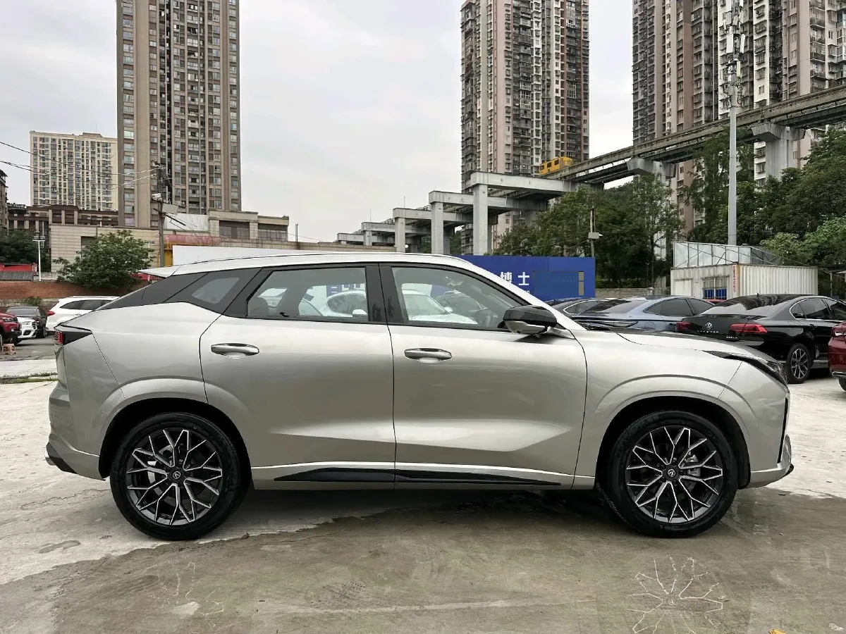 2025 ChangAn UNI-Z 1.5T 188HP L4 7DCT,autocango,china used car exporter,china ev exporter,chinese used car exporter,chinese used ev exporter