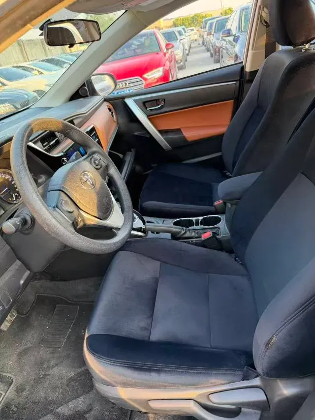 2020 Toyota Corolla Hybird E+ 1.8L 99HP L4 E-CVT PHEV 10.5KWH,autocango,china used car exporter,china ev exporter,chinese used car exporter,chinese used ev exporter