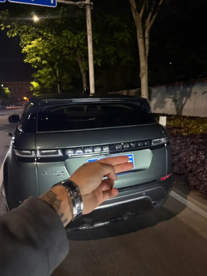 2023 Land Rover Range Rover Evoque 2.0T 249HP L4 9AT,autocango,china used car exporter,china ev exporter,chinese used car exporter,chinese used ev exporter