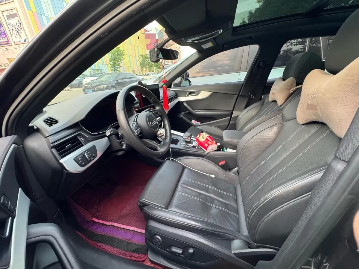 2020 Audi A4L 2.0T 190HP L4 7DCT,autocango,china used car exporter,china ev exporter,chinese used car exporter,chinese used ev exporter