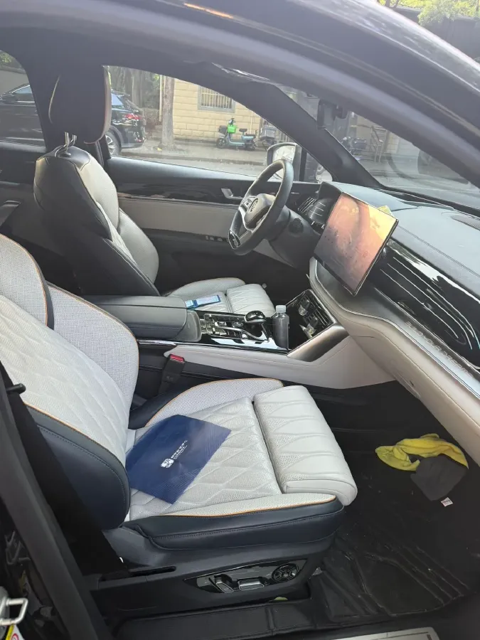 2022 Roewe iMAX8 BEV 90KWH,autocango,china used car exporter,china ev exporter,chinese used car exporter,chinese used ev exporter