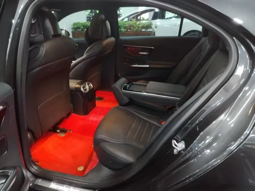 2023 Mercedes-Benz C Class 1.5T 204HP L4 9AT,autocango,china used car exporter,china ev exporter,chinese used car exporter,chinese used ev exporter