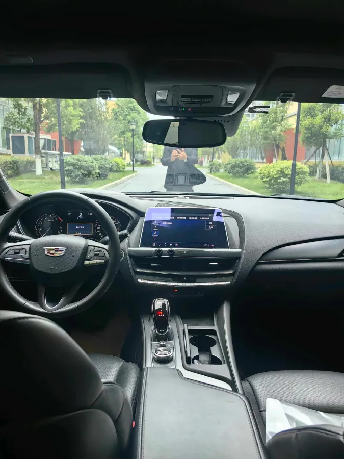 2021 Cadillac CT5 2.0T 237HP L4 10AT,autocango,china used car exporter,china ev exporter,chinese used car exporter,chinese used ev exporter