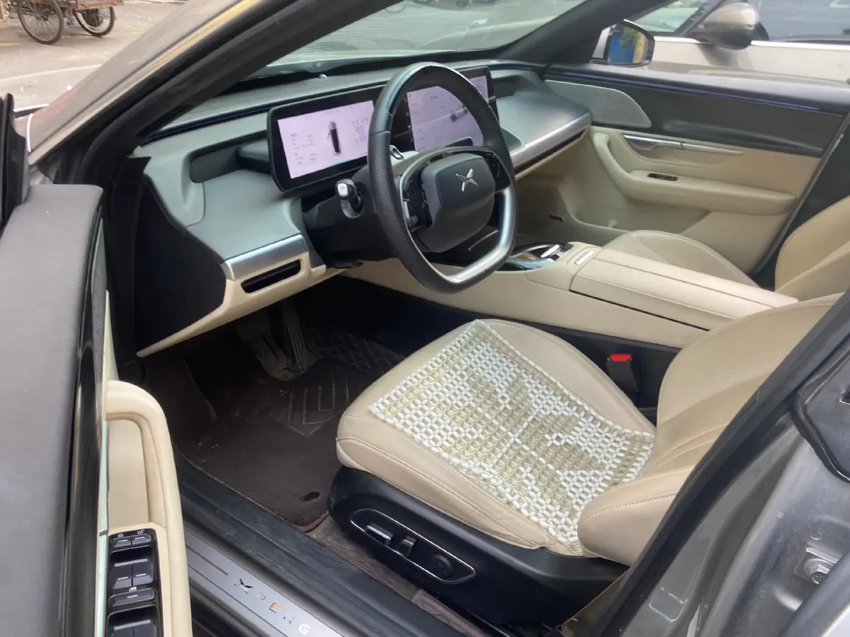 2022 Xpeng P7 BEV 60.2KWH,autocango,china used car exporter,china ev exporter,chinese used car exporter,chinese used ev exporter