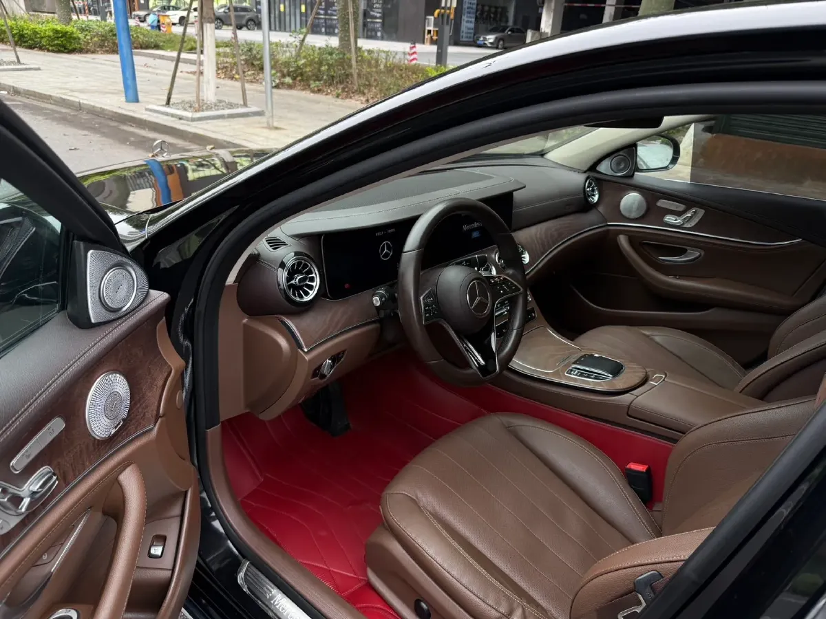 2021 Mercedes-Benz E Class 2.0T 258HP L4 9AT,autocango,china used car exporter,china ev exporter,chinese used car exporter,chinese used ev exporter