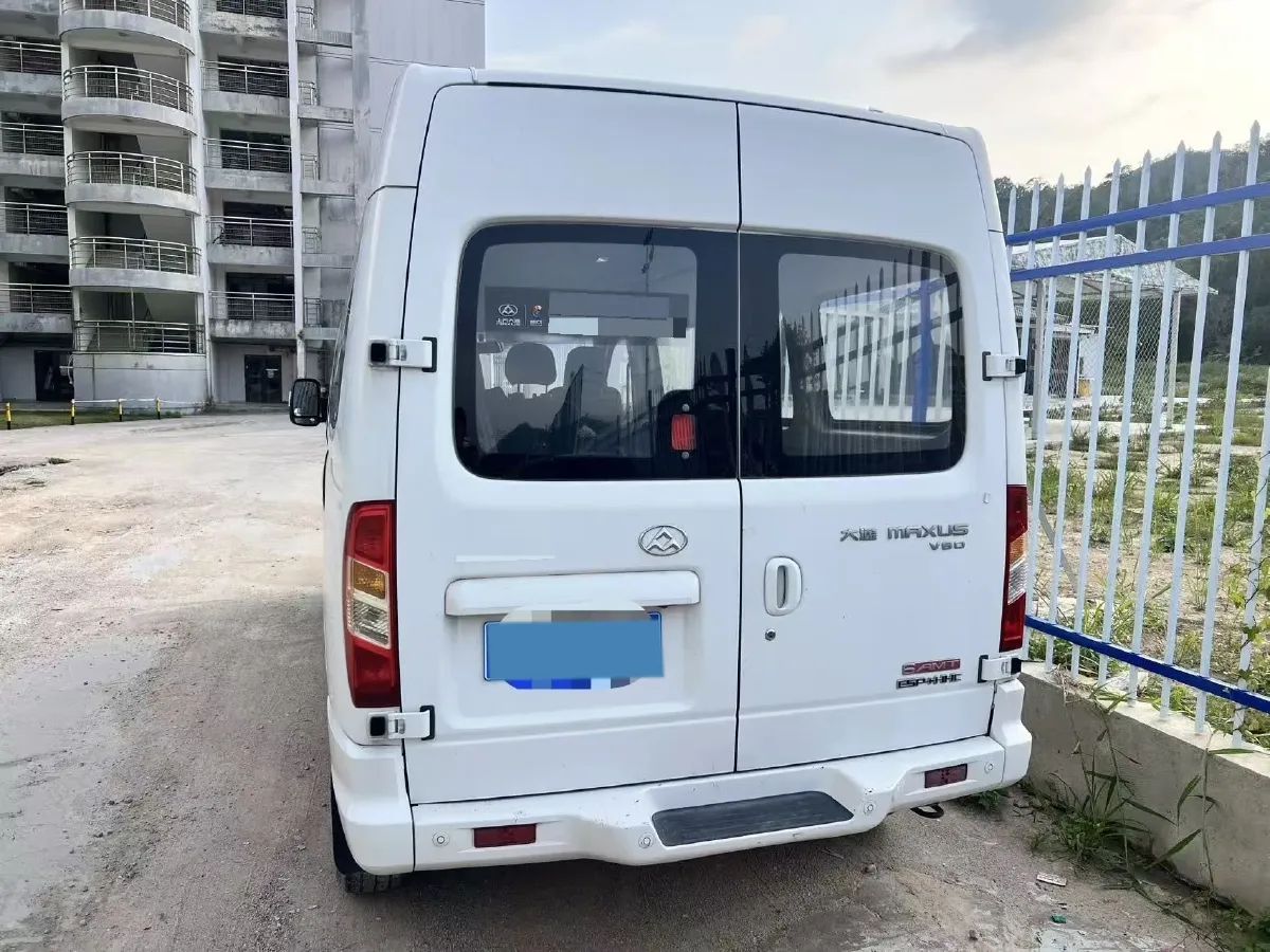 2018 MAXUS XinTu V80 2.5T 136HP L4 6MT,autocango,china used car exporter,china ev exporter,chinese used car exporter,chinese used ev exporter