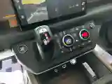 2023 Land Rover Defender 3.0T 400HP L6 8AT