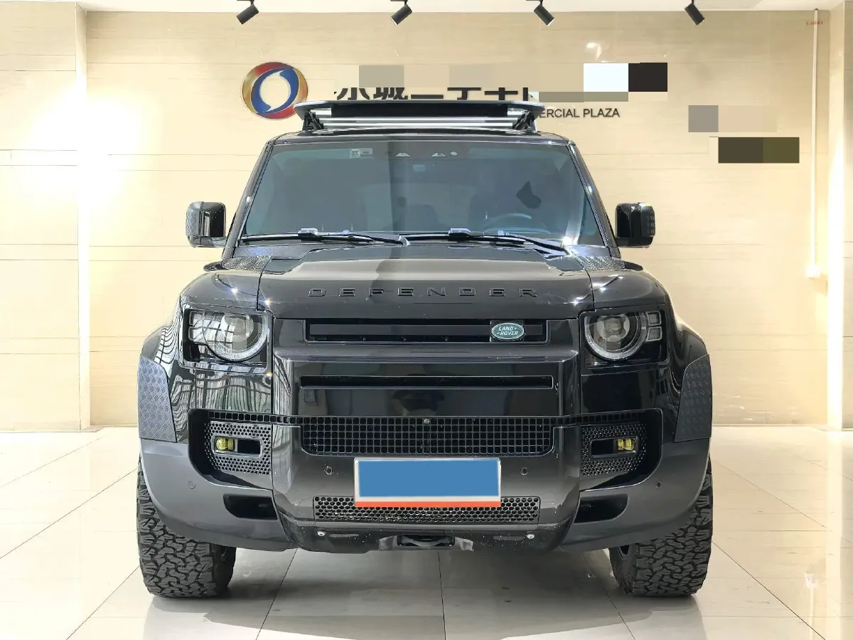 2023 Land Rover Defender 3.0T 400HP L6 8AT,autocango,china used car exporter,china ev exporter,chinese used car exporter,chinese used ev exporter