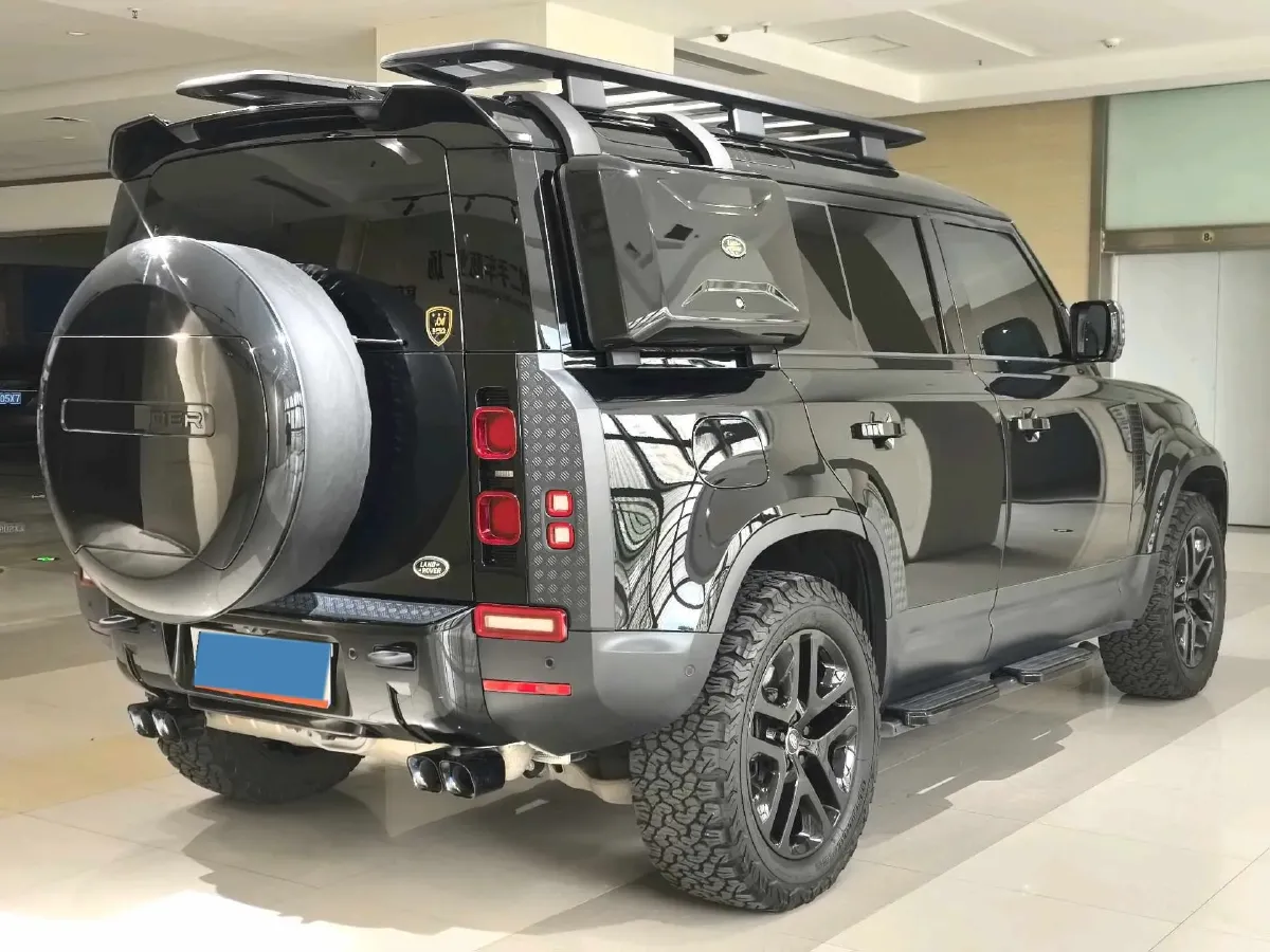2023 Land Rover Defender 3.0T 400HP L6 8AT,autocango,china used car exporter,china ev exporter,chinese used car exporter,chinese used ev exporter