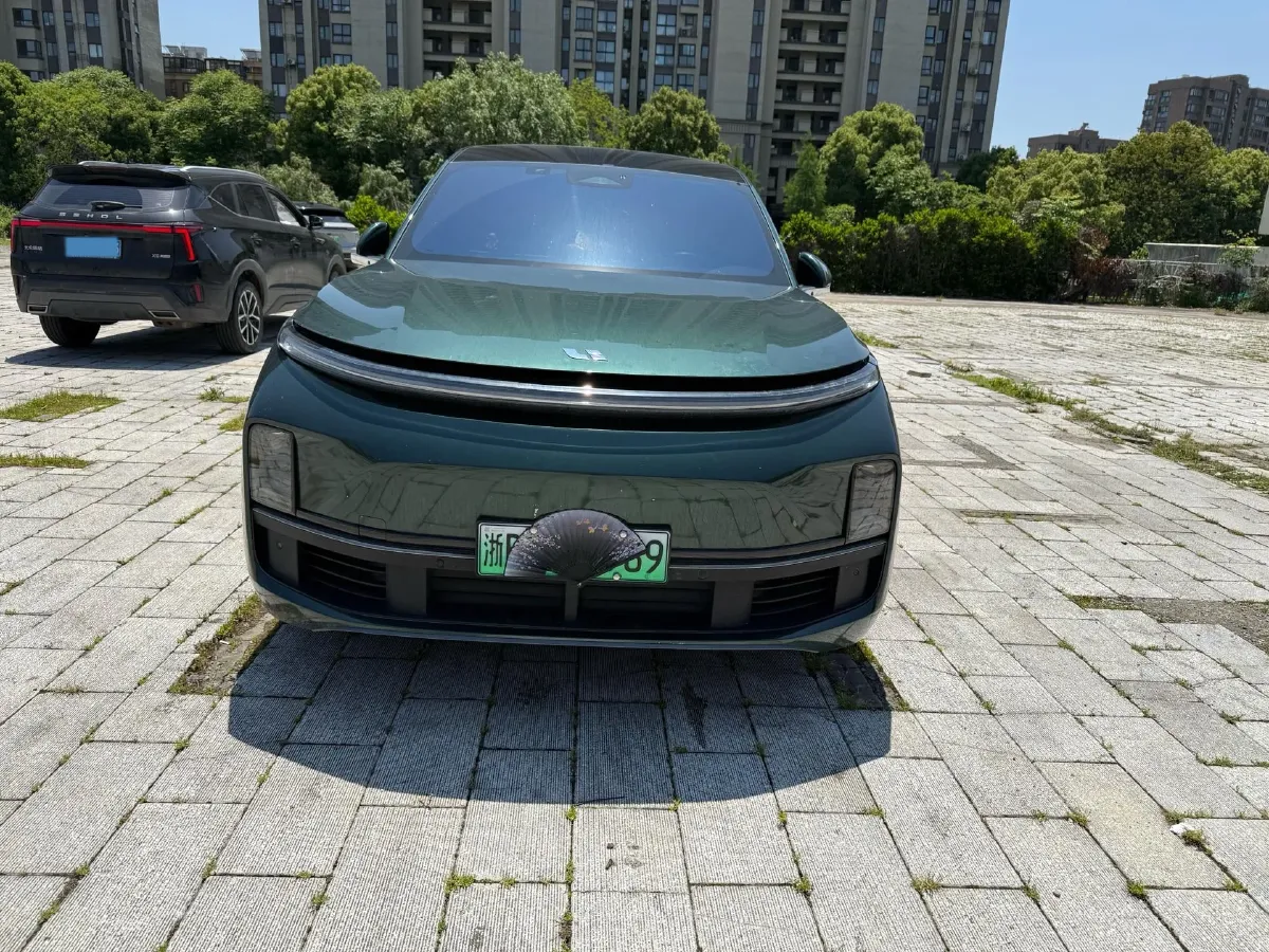 2023 Li L9 Range Extended 154HP REEV 42.6KWH,autocango,china used car exporter,china ev exporter,chinese used car exporter,chinese used ev exporter