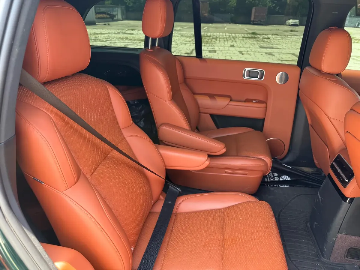 2023 Li L9 Range Extended 154HP REEV 42.6KWH,autocango,china used car exporter,china ev exporter,chinese used car exporter,chinese used ev exporter