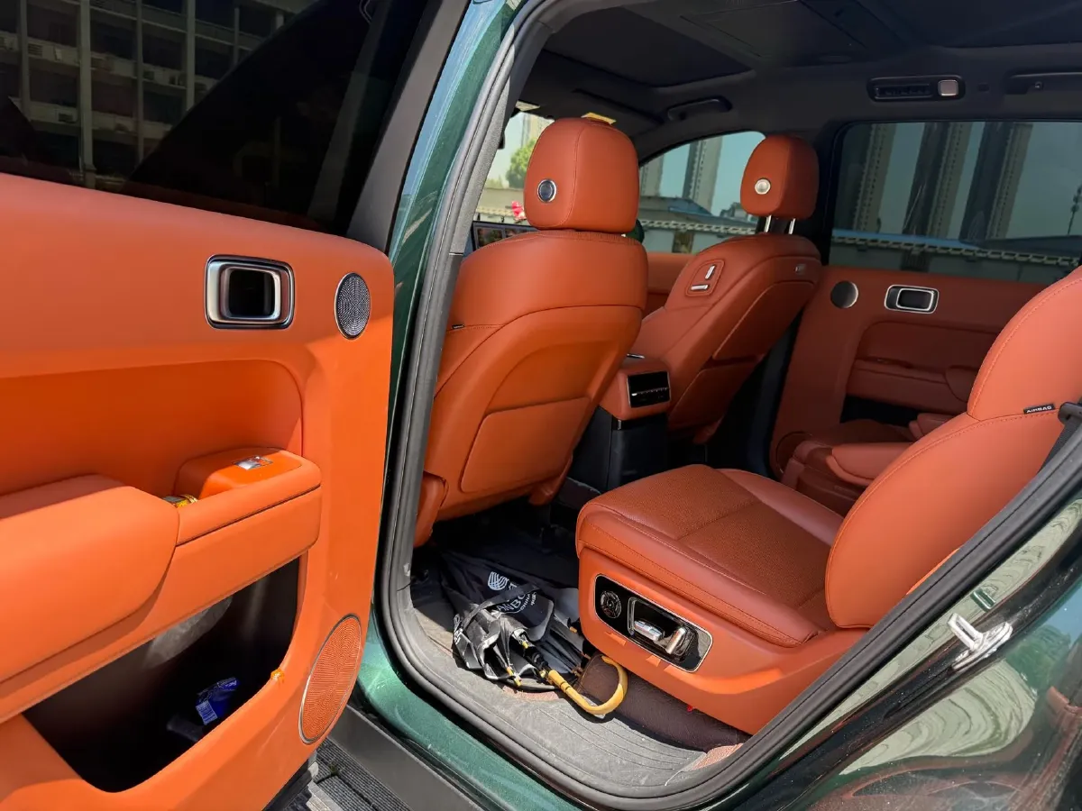 2023 Li L9 Range Extended 154HP REEV 42.6KWH,autocango,china used car exporter,china ev exporter,chinese used car exporter,chinese used ev exporter