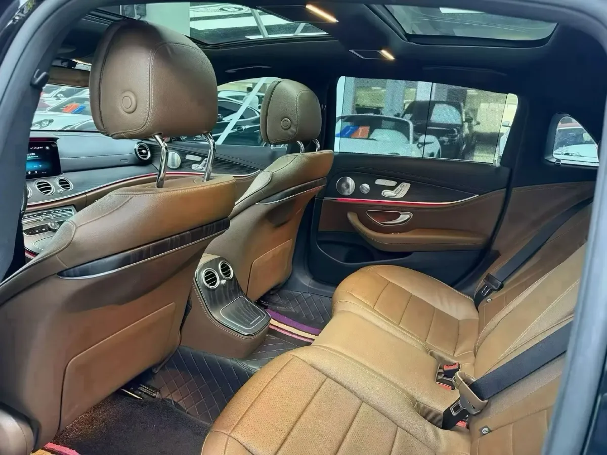 2021 Mercedes-Benz E Class 2.0T 258HP L4 9AT,autocango,china used car exporter,china ev exporter,chinese used car exporter,chinese used ev exporter