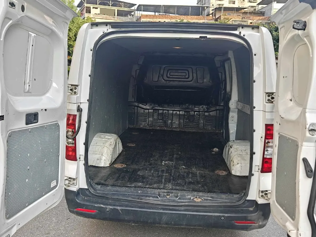 2023 MAXUS EV30 BEV 41.86KWH,autocango,china used car exporter,china ev exporter,chinese used car exporter,chinese used ev exporter