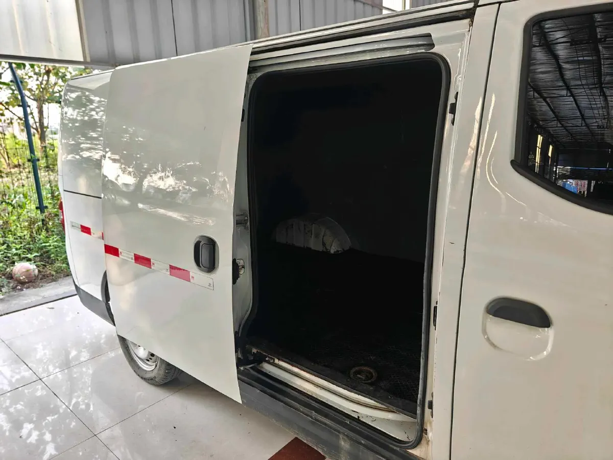2023 MAXUS EV30 BEV 41.86KWH,autocango,china used car exporter,china ev exporter,chinese used car exporter,chinese used ev exporter