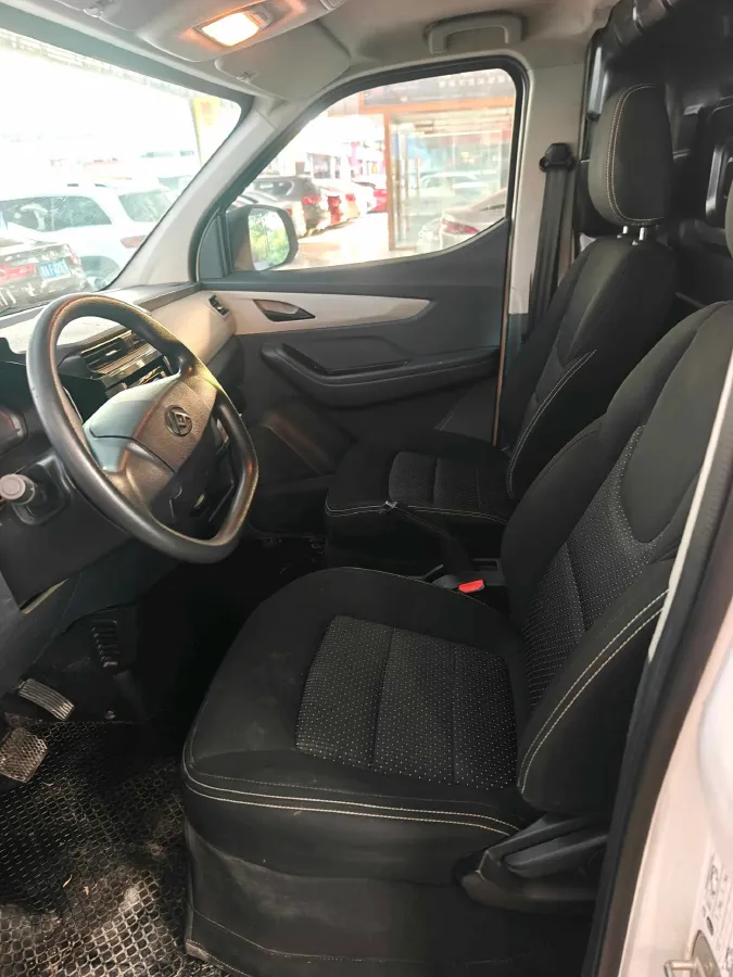2023 MAXUS EV30 BEV 41.86KWH,autocango,china used car exporter,china ev exporter,chinese used car exporter,chinese used ev exporter