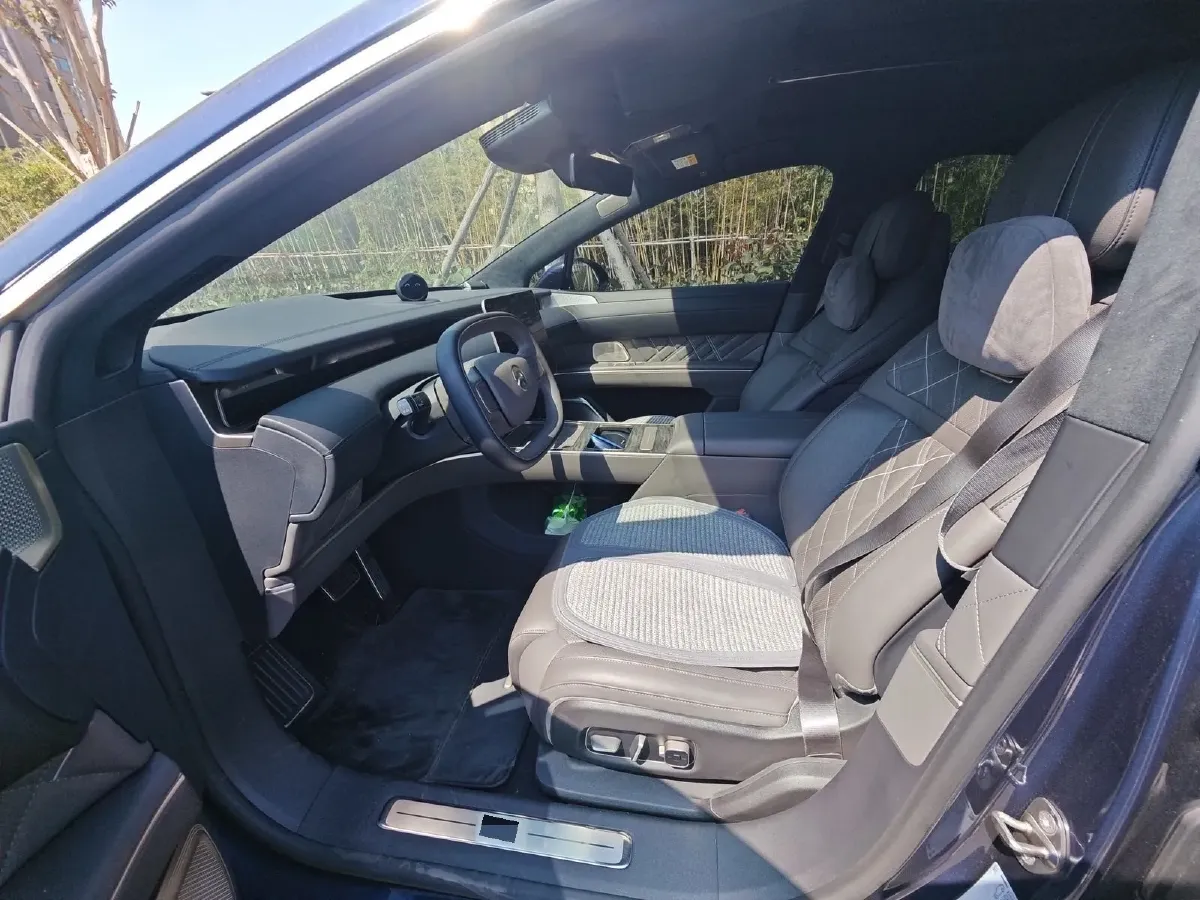2025 NIO ET9 BEV 100KWH,autocango,china used car exporter,china ev exporter,chinese used car exporter,chinese used ev exporter
