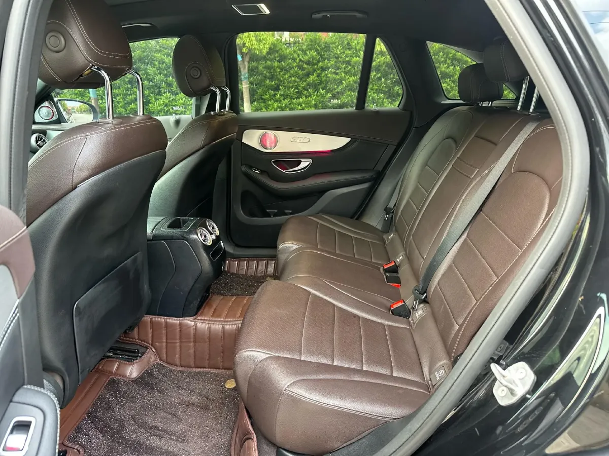 2020 Mercedes-Benz GLC Class 2.0T 197HP L4 9AT,autocango,china used car exporter,china ev exporter,chinese used car exporter,chinese used ev exporter