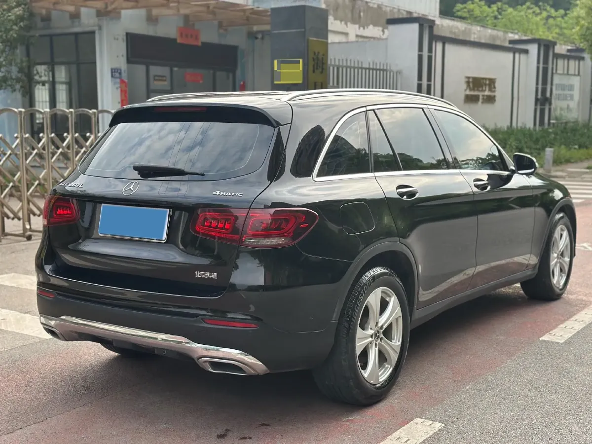 2020 Mercedes-Benz GLC Class 2.0T 197HP L4 9AT,autocango,china used car exporter,china ev exporter,chinese used car exporter,chinese used ev exporter