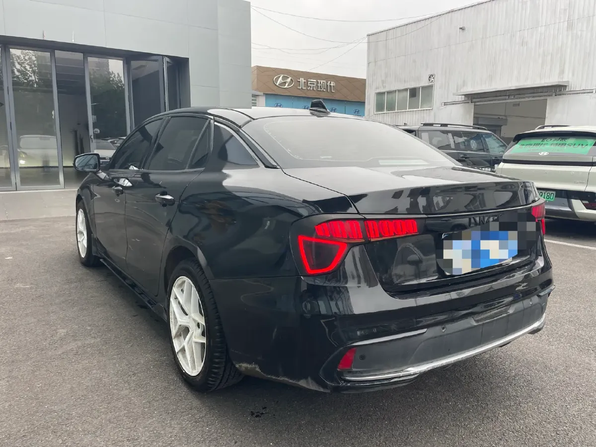 2019 Qoros 5 1.6T 197HP L4 7DCT,autocango,china used car exporter,china ev exporter,chinese used car exporter,chinese used ev exporter