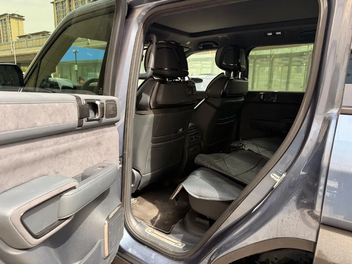 2023 FangChengBao Bao 5 1.5T 194HP L4 E-CVT PHEV 31.8KWH,autocango,china used car exporter,china ev exporter,chinese used car exporter,chinese used ev exporter