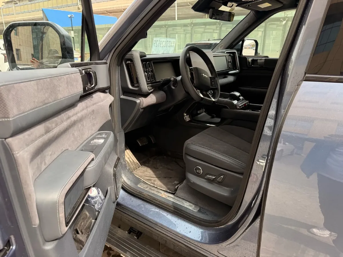 2023 FangChengBao Bao 5 1.5T 194HP L4 E-CVT PHEV 31.8KWH,autocango,china used car exporter,china ev exporter,chinese used car exporter,chinese used ev exporter