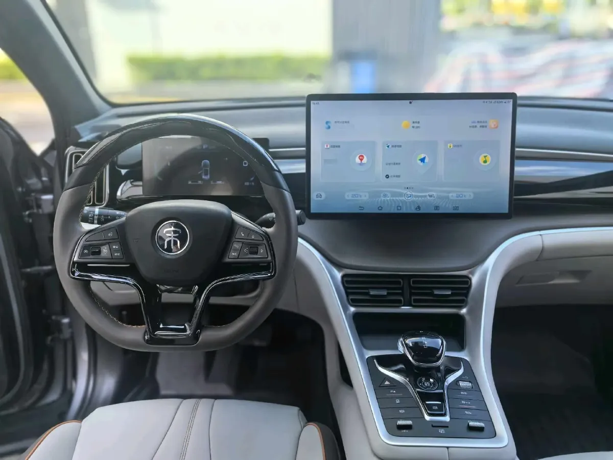 2022 Ruichi Auto EC35 BEV 82HP BEV 36.288KWH,autocango,china used car exporter,china ev exporter,chinese used car exporter,chinese used ev exporter