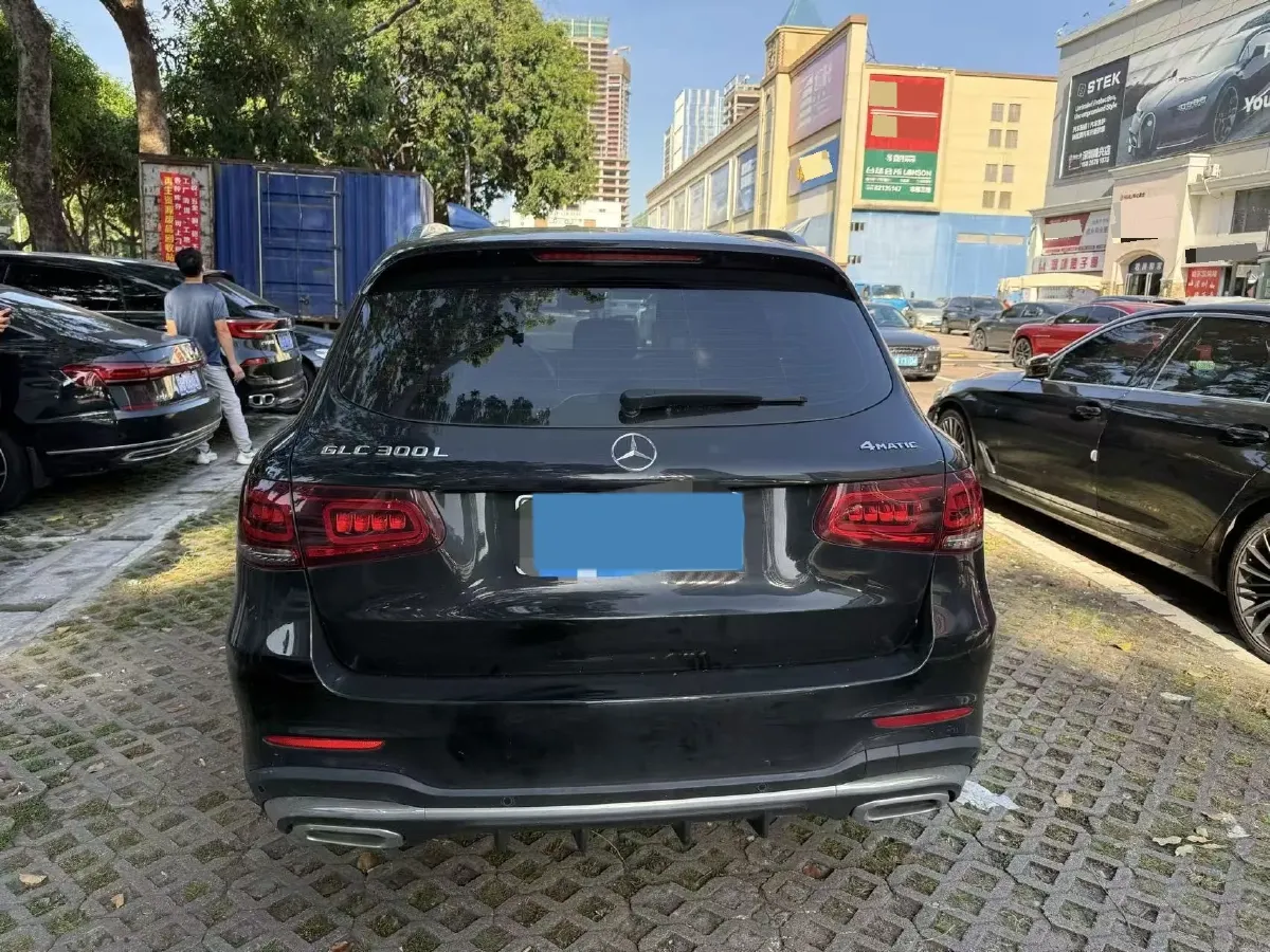 2022 Mercedes-Benz GLC Class 2.0T 258HP L4 9AT,autocango,china used car exporter,china ev exporter,chinese used car exporter,chinese used ev exporter