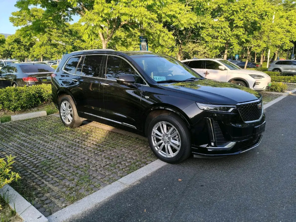 2022 Cadillac XT6 2.0T 237HP L4 9AT,autocango,china used car exporter,china ev exporter,chinese used car exporter,chinese used ev exporter