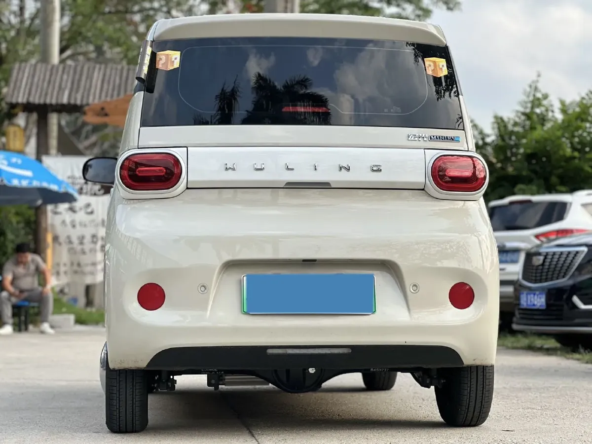 2024 WuLing HongGuang MINI EV BEV 17.3KWH,autocango,china used car exporter,china ev exporter,chinese used car exporter,chinese used ev exporter
