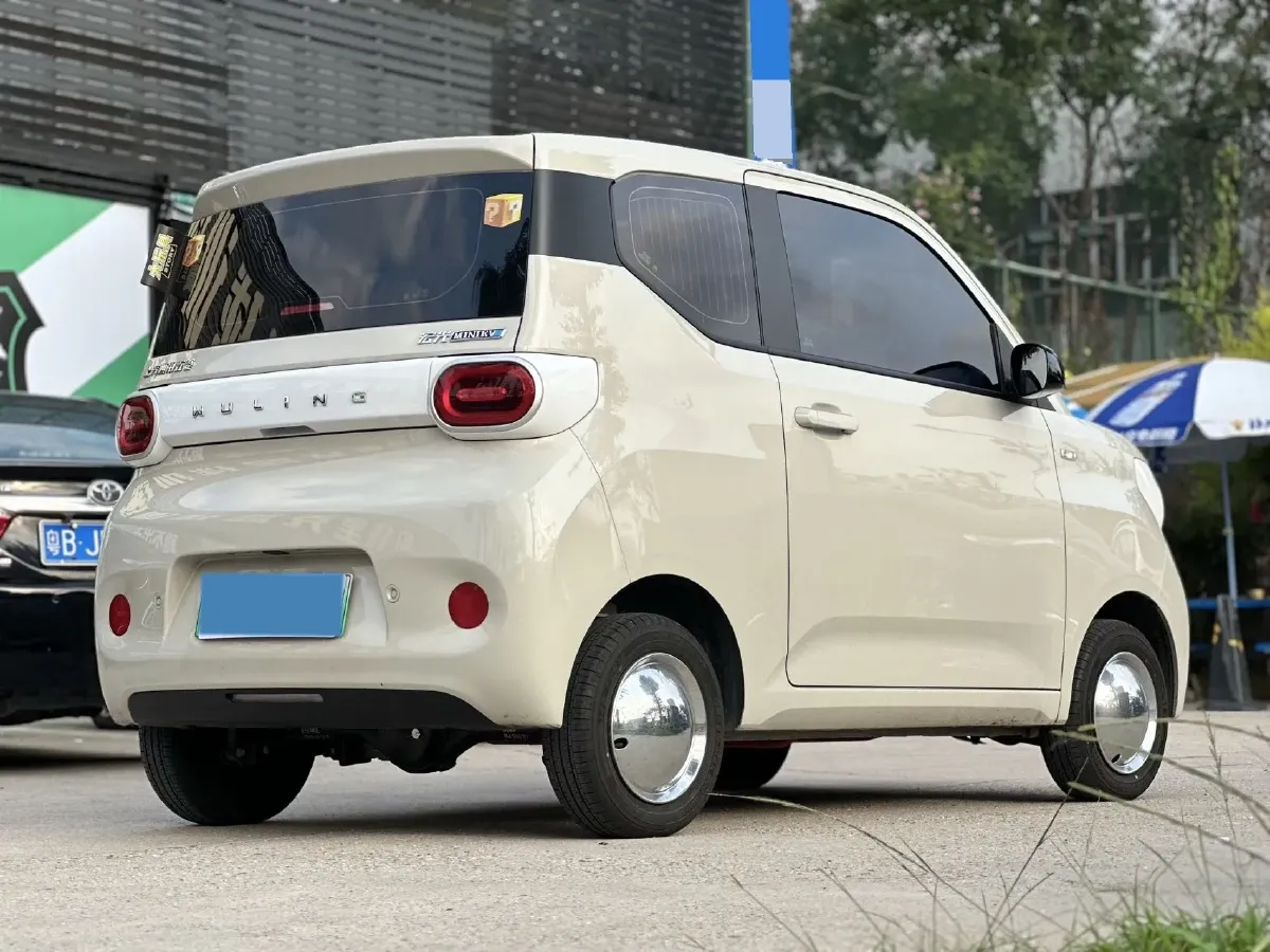 2024 WuLing HongGuang MINI EV BEV 17.3KWH,autocango,china used car exporter,china ev exporter,chinese used car exporter,chinese used ev exporter