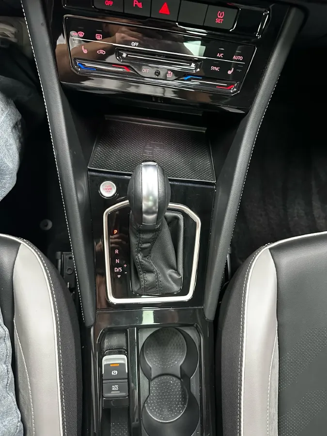 2022 Jetta VS7 1.4T 150HP L4 6AT,autocango,china used car exporter,china ev exporter,chinese used car exporter,chinese used ev exporter