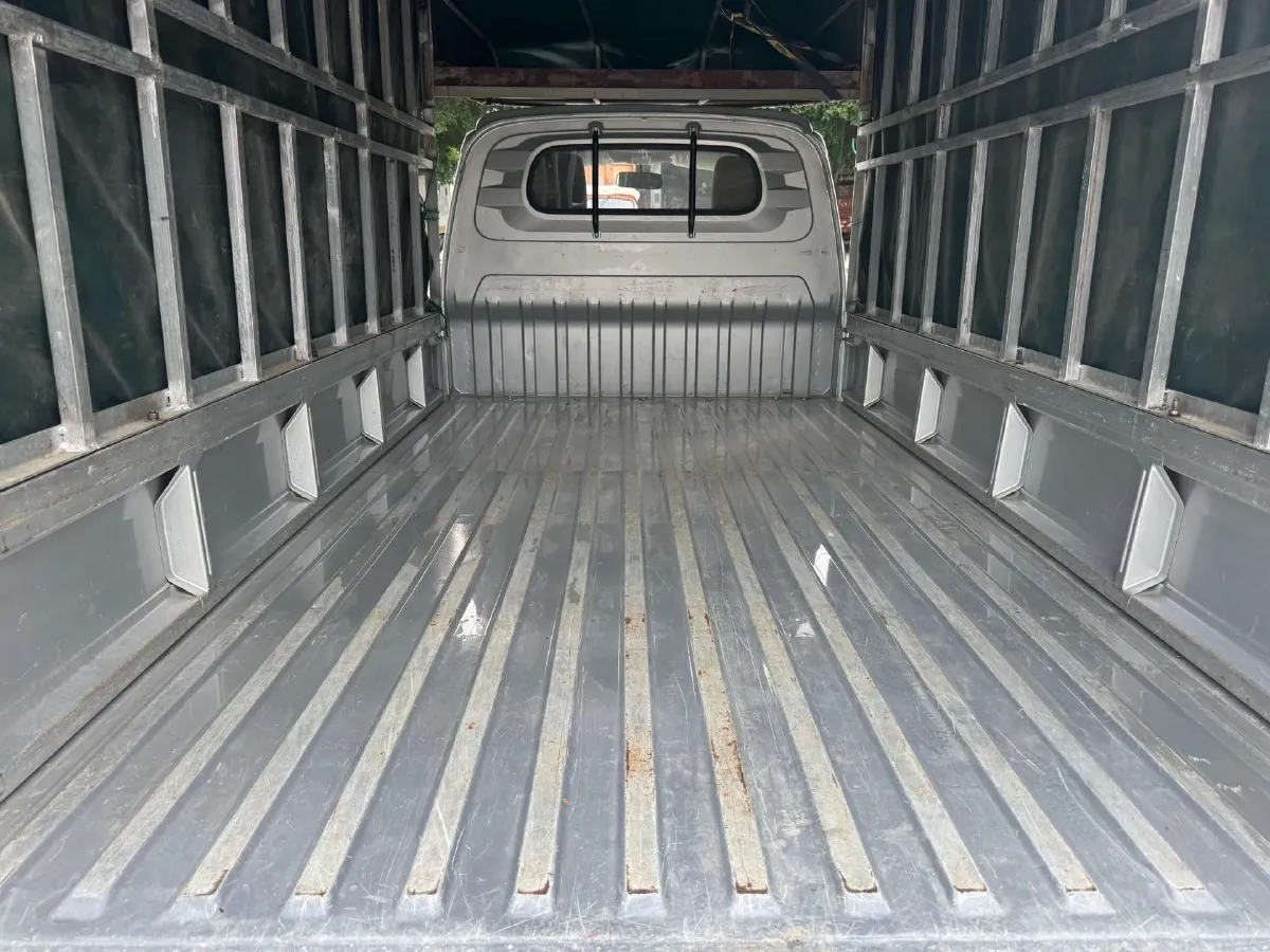 2022 WuLing RongGuang New Truck 1.8L 125HP L4 5MT,autocango,china used car exporter,china ev exporter,chinese used car exporter,chinese used ev exporter