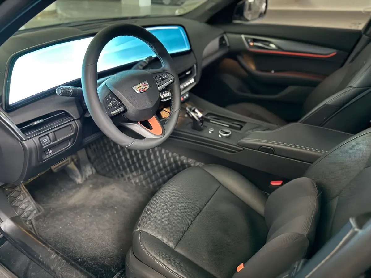 2024 Cadillac CT5 2.0T 237HP L4 10AT,autocango,china used car exporter,china ev exporter,chinese used car exporter,chinese used ev exporter