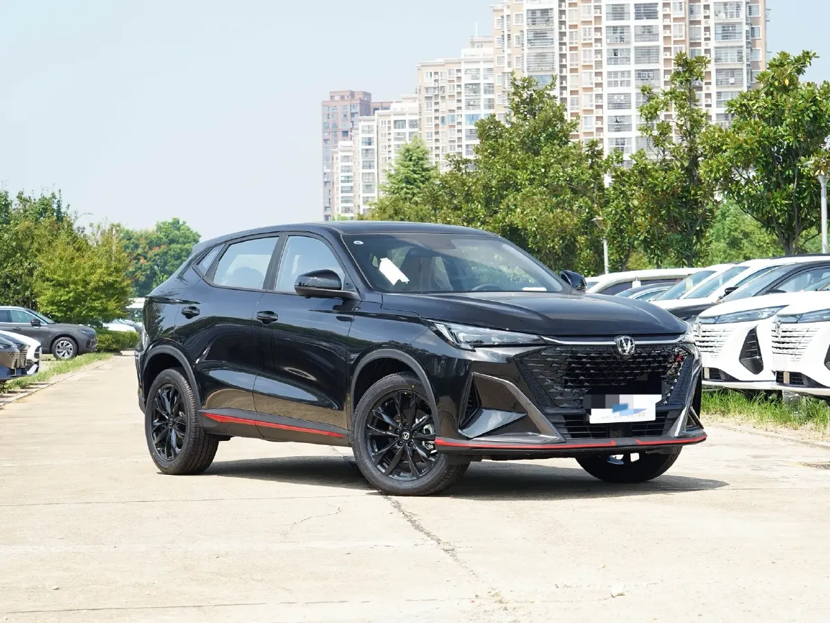 2024 ChangAn X5 PLUS 1.5T 188HP L4 7DCT,autocango,china used car exporter,china ev exporter,chinese used car exporter,chinese used ev exporter