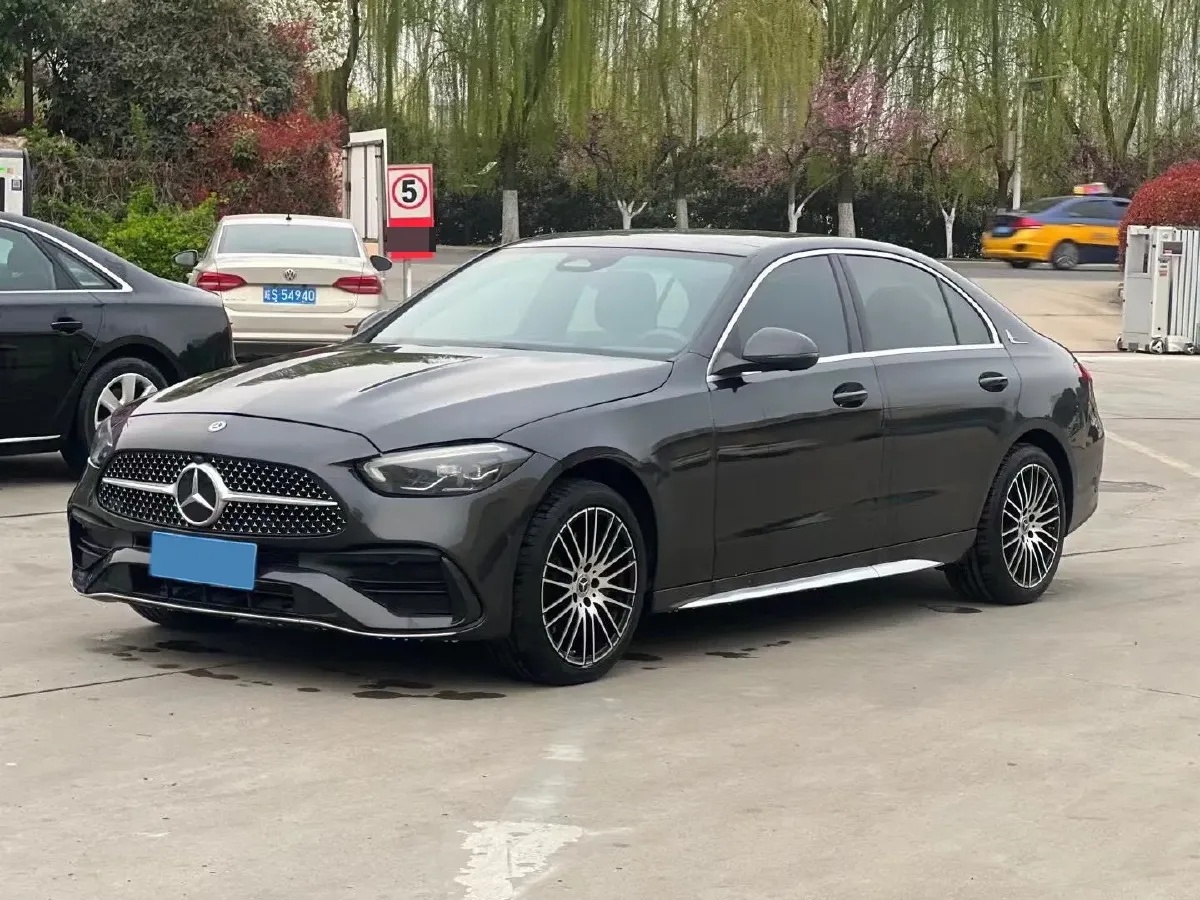 2024 Mercedes-Benz C Class 1.5T 204HP L4 9AT,autocango,china used car exporter,china ev exporter,chinese used car exporter,chinese used ev exporter