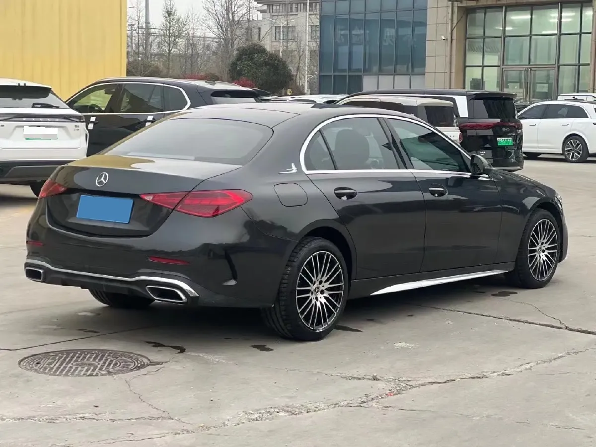 2024 Mercedes-Benz C Class 1.5T 204HP L4 9AT,autocango,china used car exporter,china ev exporter,chinese used car exporter,chinese used ev exporter
