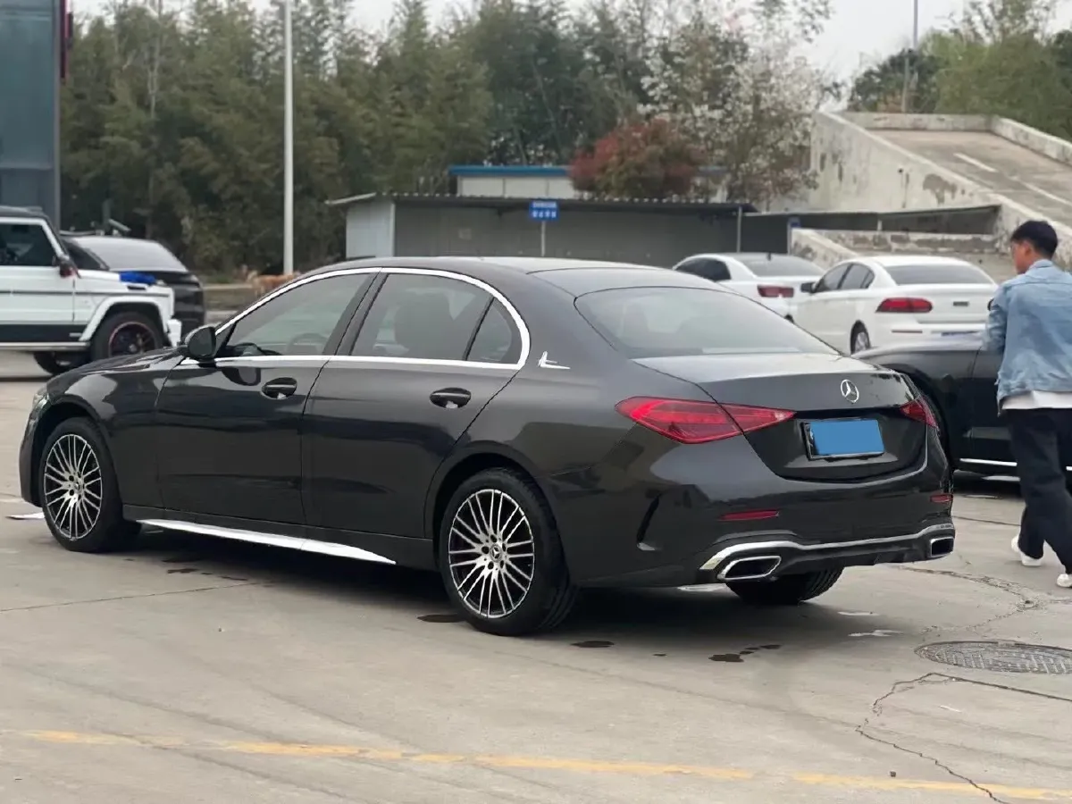 2024 Mercedes-Benz C Class 1.5T 204HP L4 9AT,autocango,china used car exporter,china ev exporter,chinese used car exporter,chinese used ev exporter