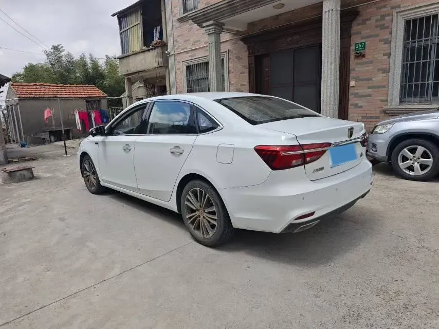 2020 Roewe i6 MAX 1.5T 173HP L4 7DCT,autocango,china used car exporter,china ev exporter,chinese used car exporter,chinese used ev exporter