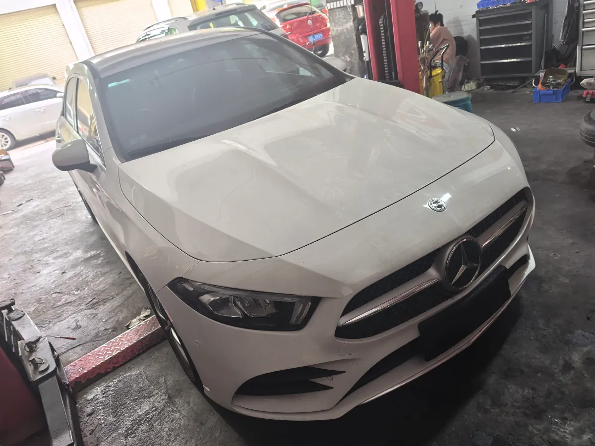 2022 Mercedes-Benz A Class 1.3T 163HP L4 7DCT,autocango,china used car exporter,china ev exporter,chinese used car exporter,chinese used ev exporter