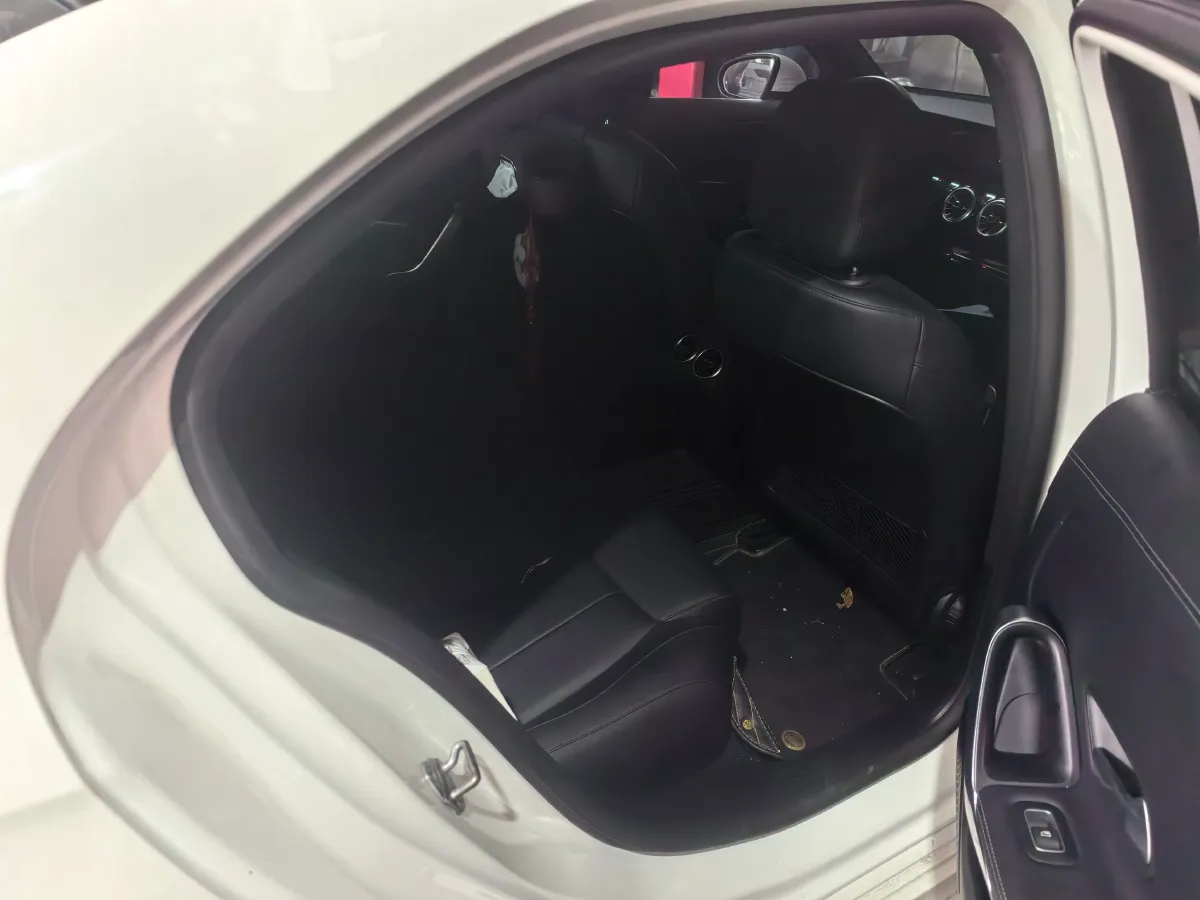 2022 Mercedes-Benz A Class 1.3T 163HP L4 7DCT,autocango,china used car exporter,china ev exporter,chinese used car exporter,chinese used ev exporter