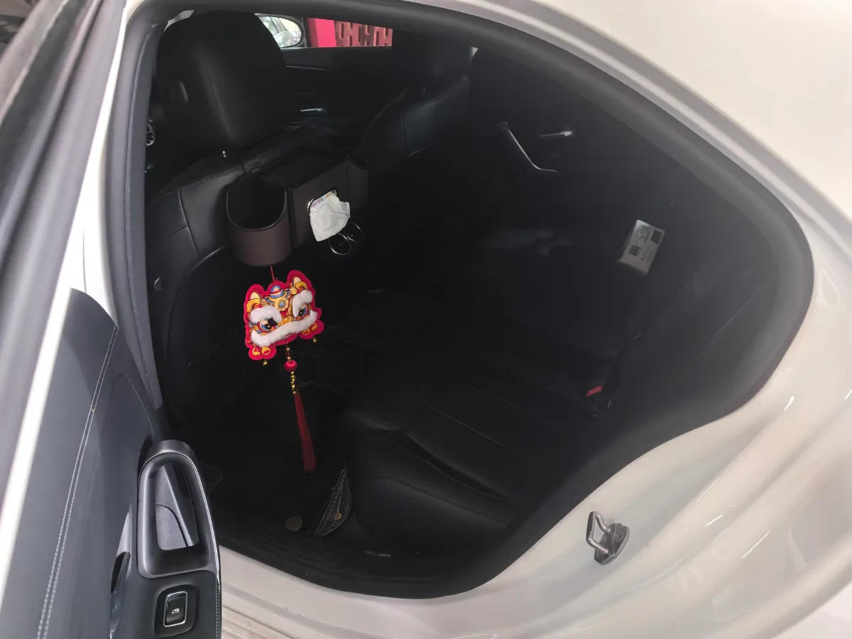 2022 Mercedes-Benz A Class 1.3T 163HP L4 7DCT,autocango,china used car exporter,china ev exporter,chinese used car exporter,chinese used ev exporter