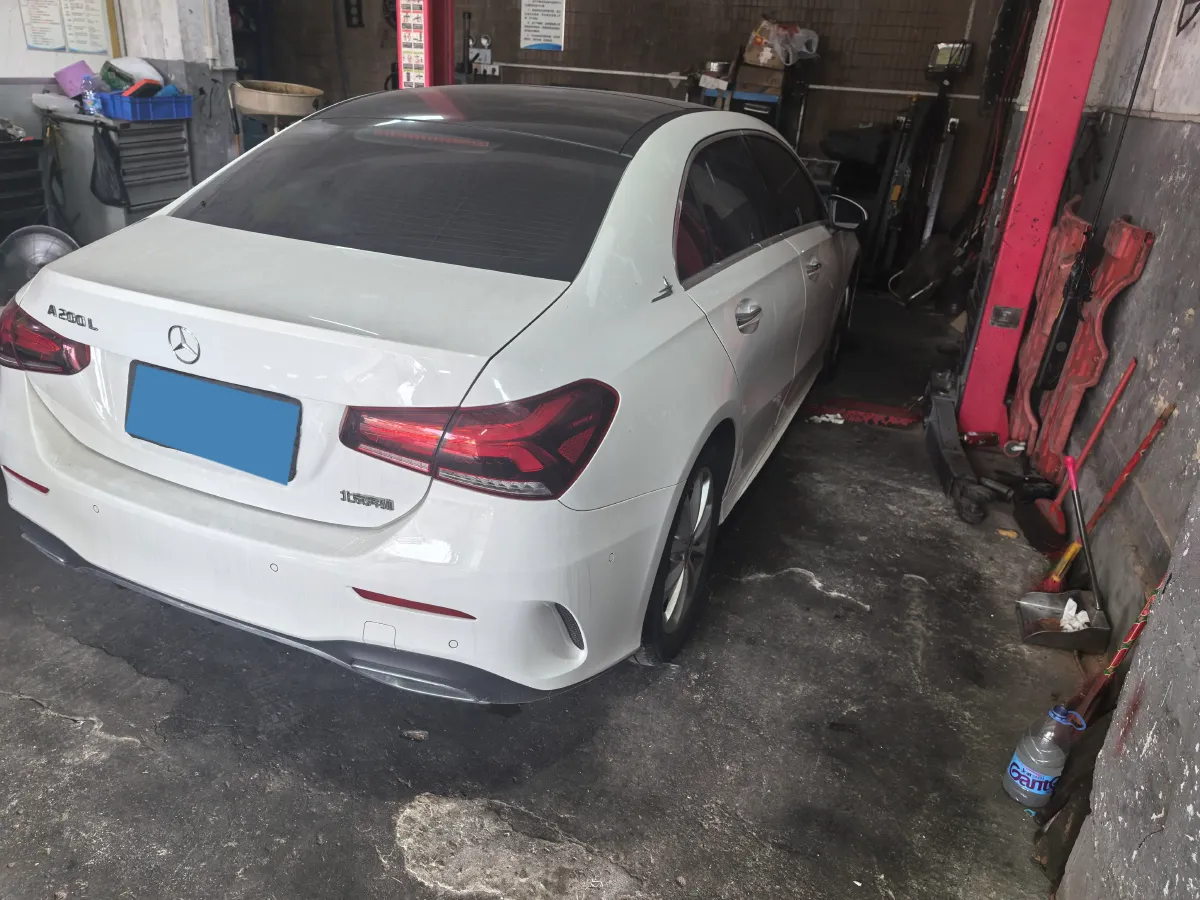 2022 Mercedes-Benz A Class 1.3T 163HP L4 7DCT,autocango,china used car exporter,china ev exporter,chinese used car exporter,chinese used ev exporter