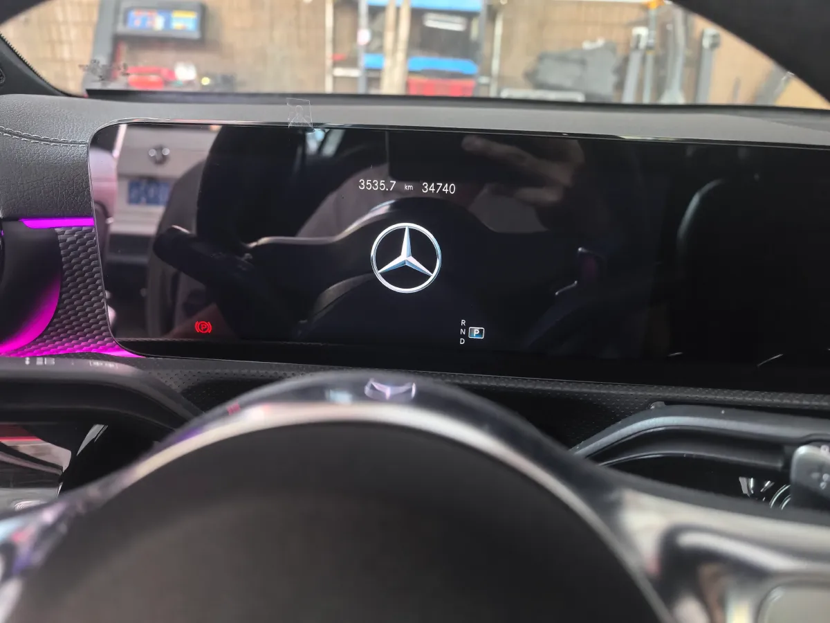 2022 Mercedes-Benz A Class 1.3T 163HP L4 7DCT,autocango,china used car exporter,china ev exporter,chinese used car exporter,chinese used ev exporter