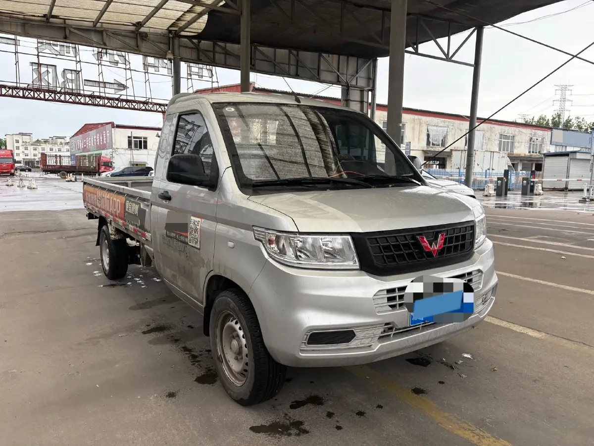 2019 WuLing RongGuang New Truck 1.5L 107HP L4 5MT,autocango,china used car exporter,china ev exporter,chinese used car exporter,chinese used ev exporter