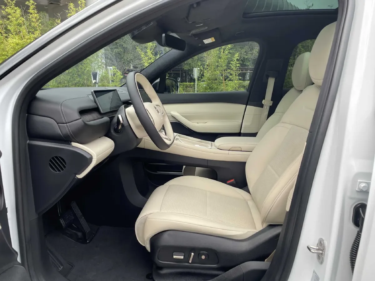 2024 NIO ES6 BEV 75KWH,autocango,china used car exporter,china ev exporter,chinese used car exporter,chinese used ev exporter